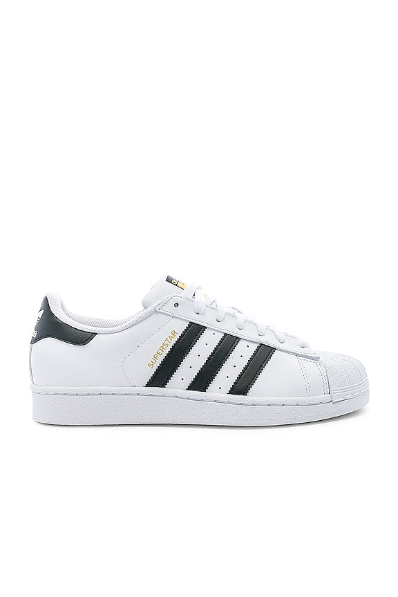 Superstar Foundation in White & Black & White