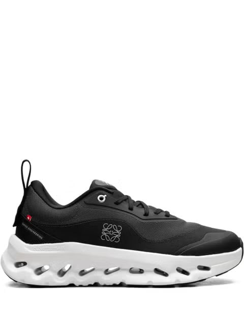 ON CLOUD X LOEWE CLOUDTILT BLACK WHITE