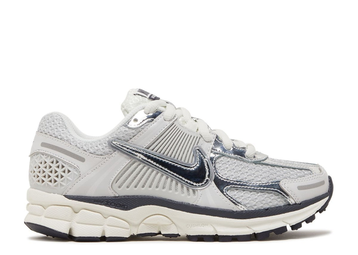 Nike Wmns Zoom Vomero 5 Photon Dust Metallic Silver