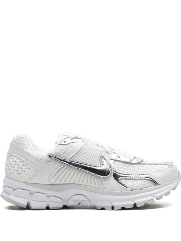 NIKE Zoom Vomero 5 "Chrome Toe"