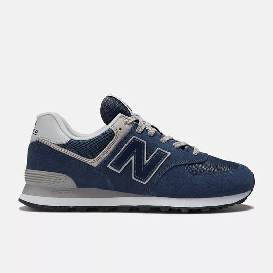 New Balance 574 Core in Dark Blue