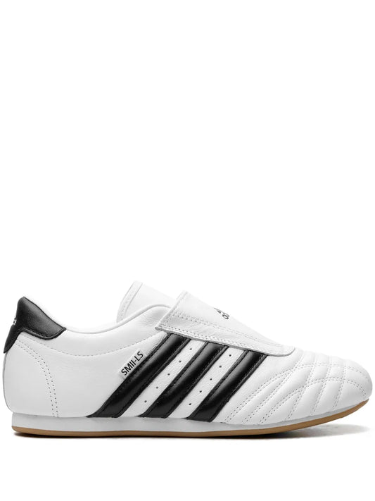 Adidas taekwondo “cloud white/core”