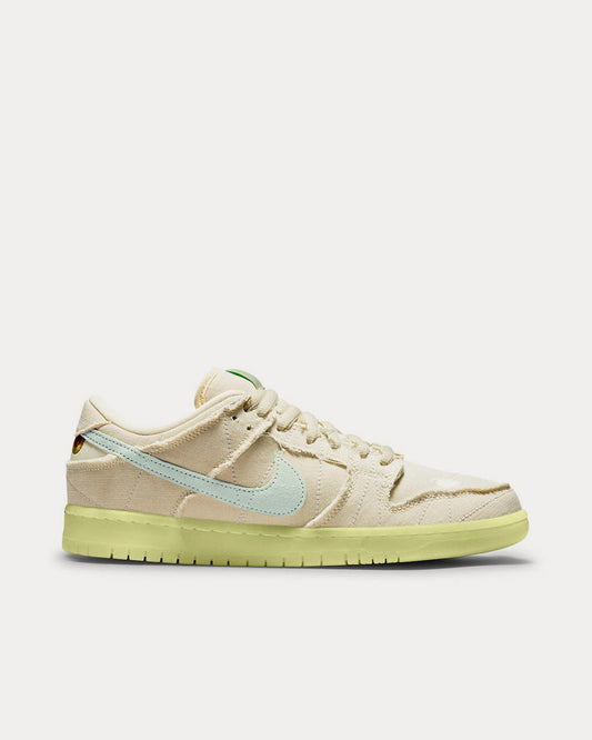 Nike - SB Dunk Low 'Mummy' Low Top Sneakers